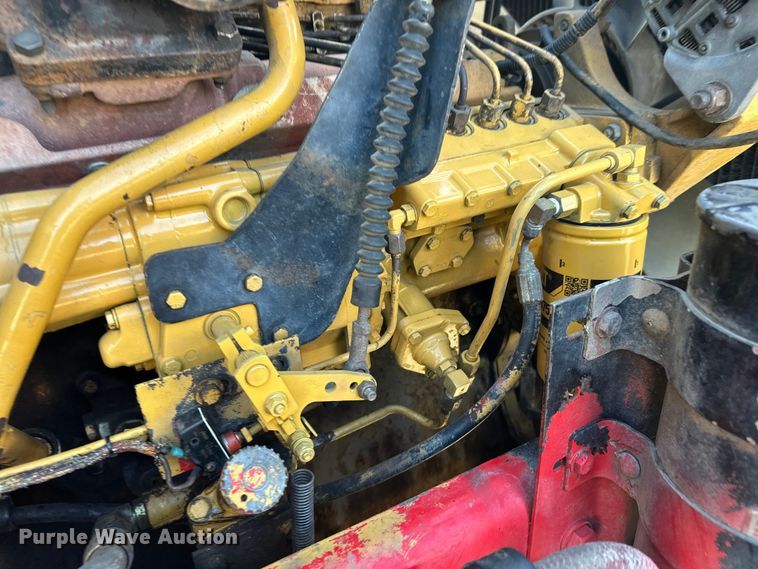 image for item FK1588 1995 Peterbilt 357 dump truck