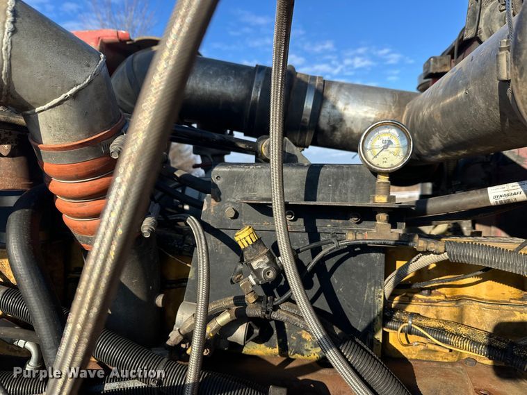 image for item FK1588 1995 Peterbilt 357 dump truck