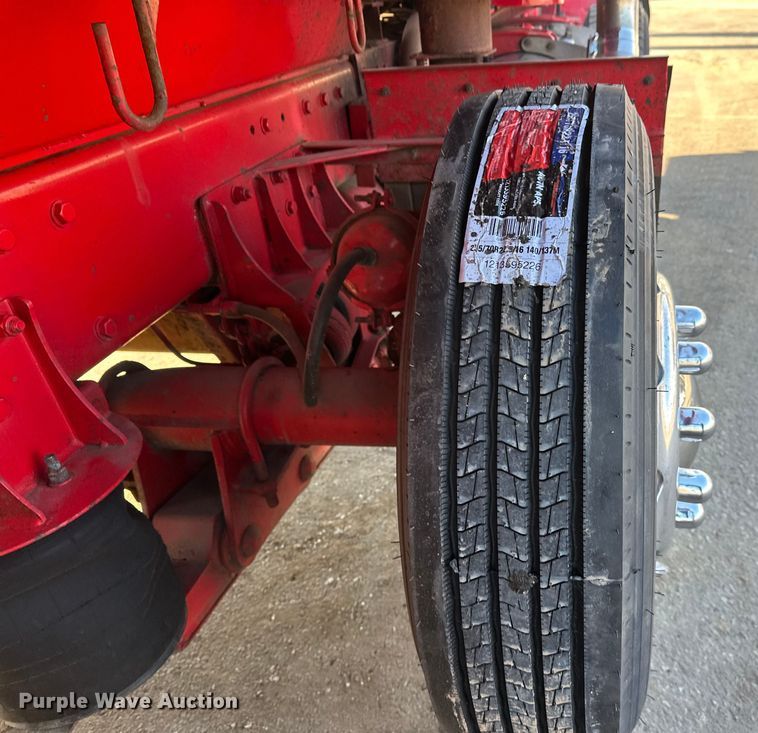 image for item FK1588 1995 Peterbilt 357 dump truck