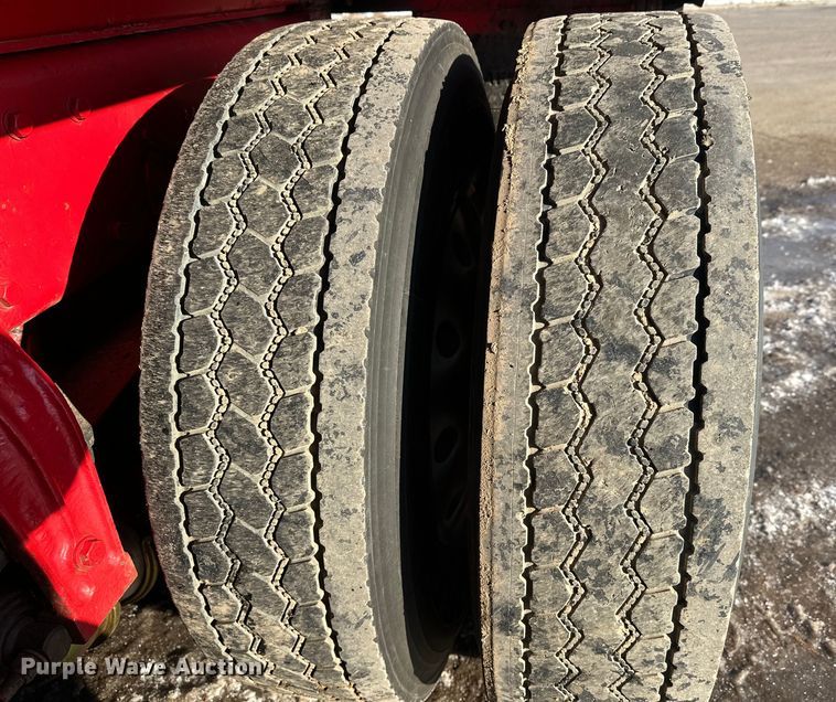 image for item FK1588 1995 Peterbilt 357 dump truck