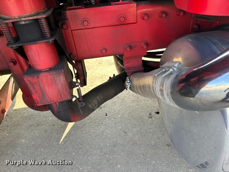 image for item FK1589 2005 Peterbilt 379 dump truck