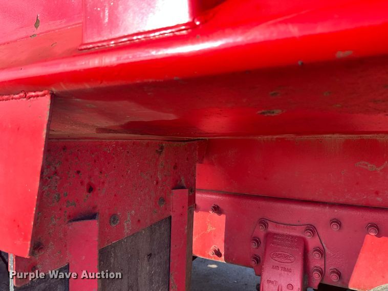 image for item FK1589 2005 Peterbilt 379 dump truck