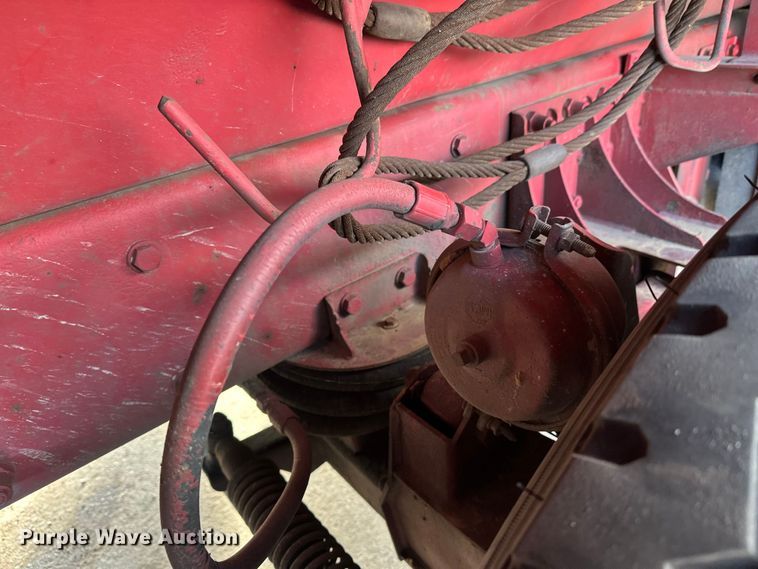 image for item FK1589 2005 Peterbilt 379 dump truck