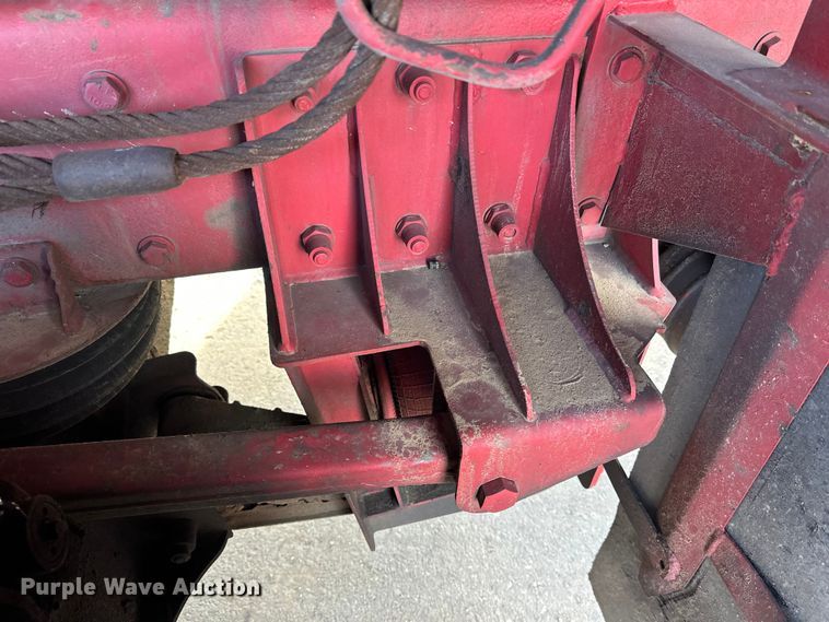 image for item FK1589 2005 Peterbilt 379 dump truck