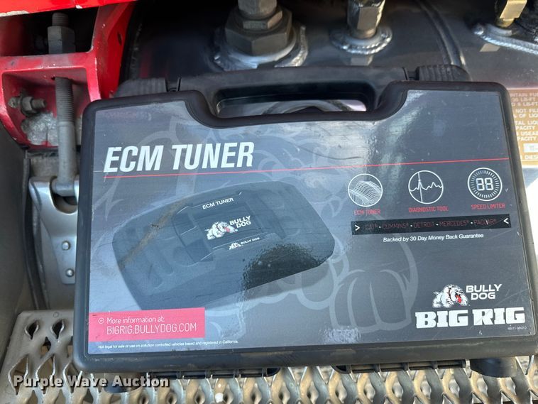 image for item FK1589 2005 Peterbilt 379 dump truck