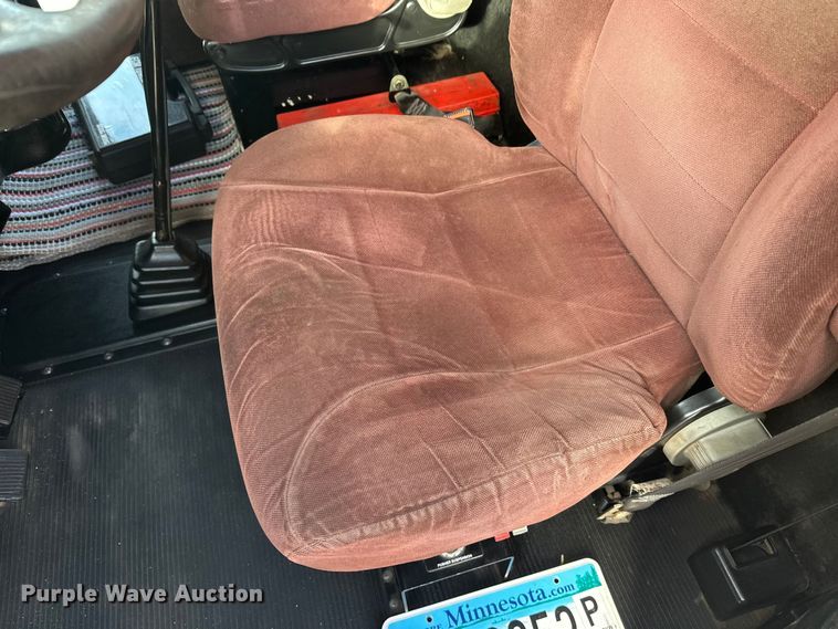 image for item FK1589 2005 Peterbilt 379 dump truck