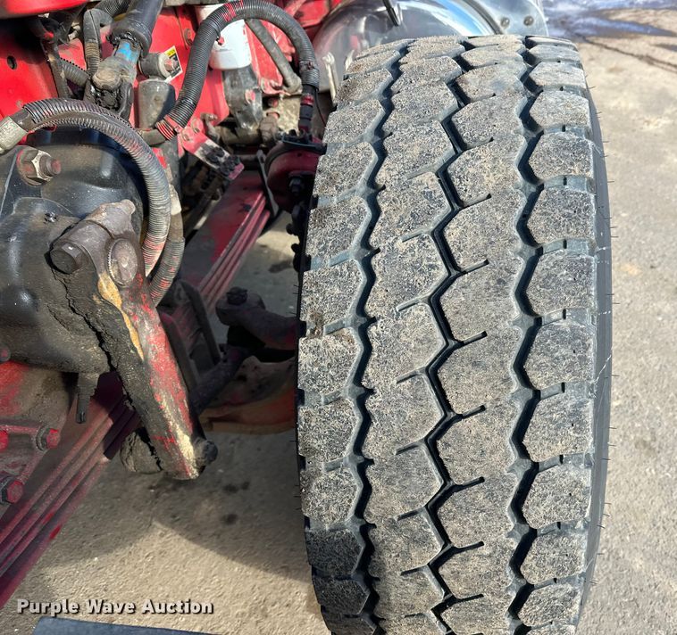 image for item FK1589 2005 Peterbilt 379 dump truck