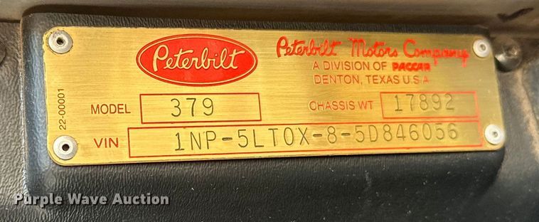 image for item FK1589 2005 Peterbilt 379 dump truck