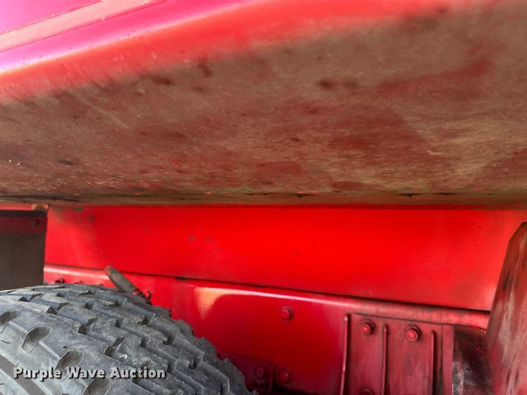 image for item FK1590 2007 Peterbilt 379 dump truck