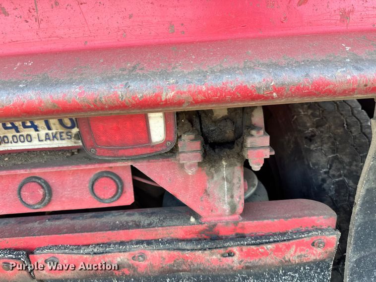 image for item FK1590 2007 Peterbilt 379 dump truck