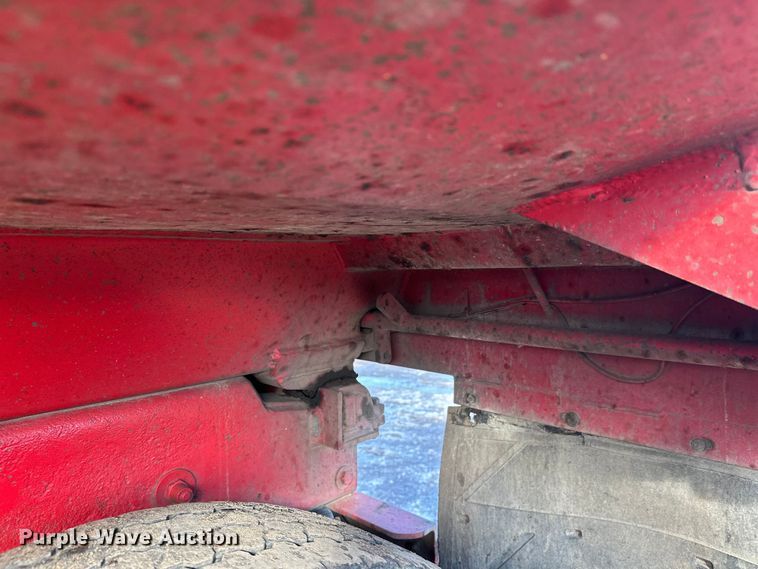 image for item FK1590 2007 Peterbilt 379 dump truck