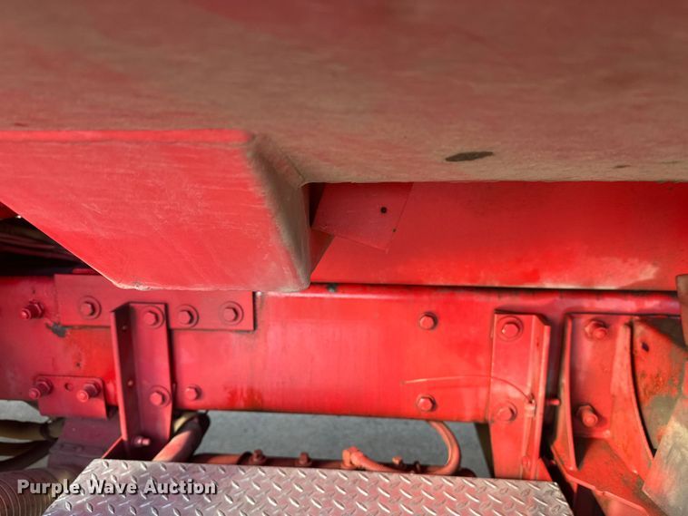 image for item FK1590 2007 Peterbilt 379 dump truck