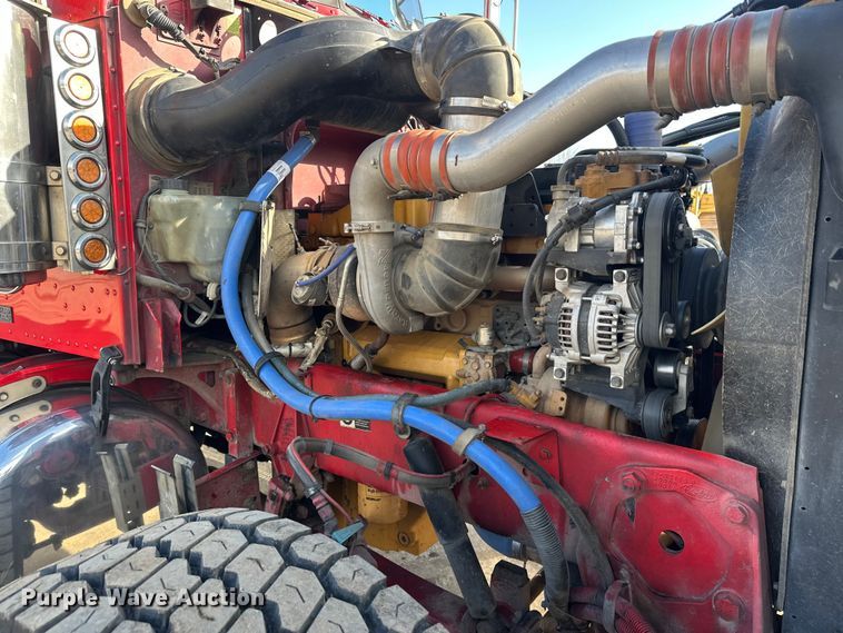 image for item FK1590 2007 Peterbilt 379 dump truck