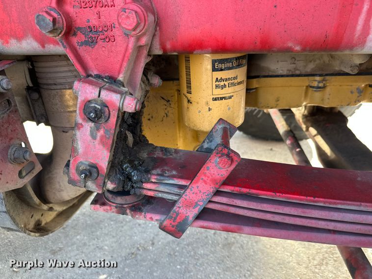 image for item FK1590 2007 Peterbilt 379 dump truck