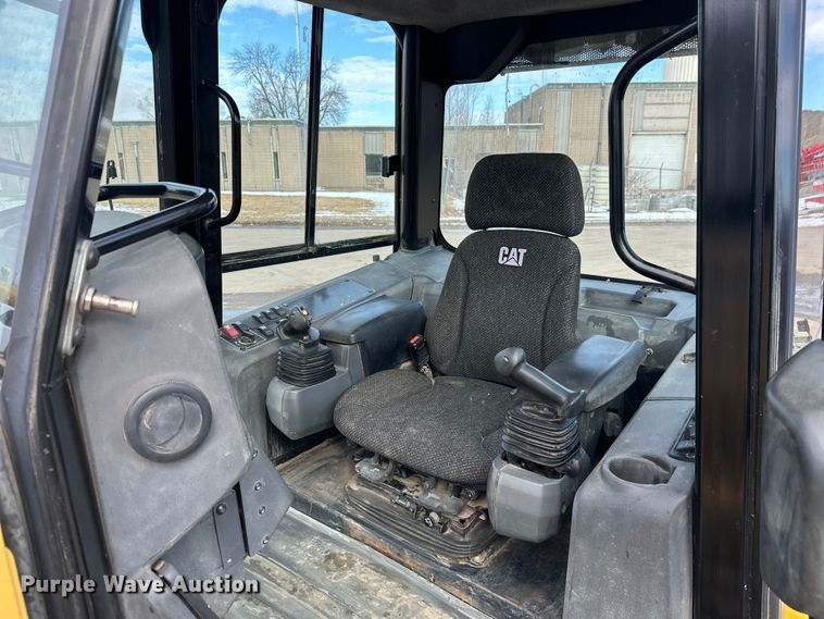 image for item FK1592 2014 Caterpillar D5K2 LGP dozer