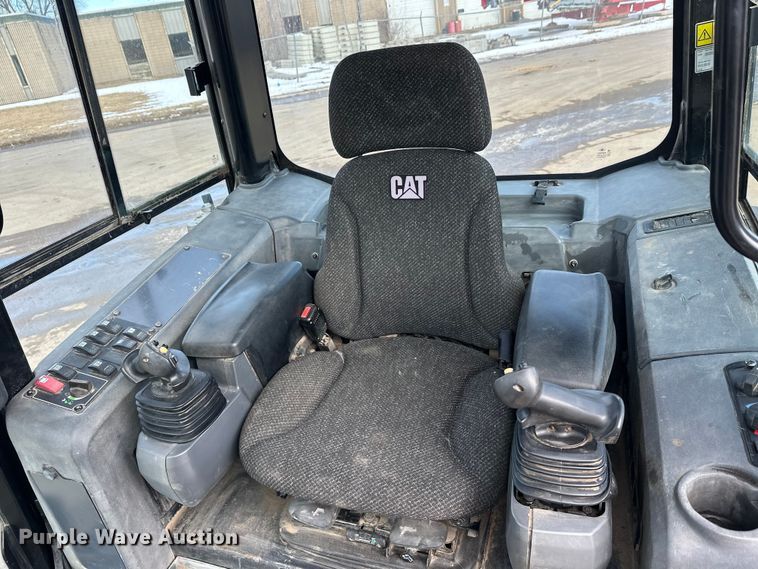 image for item FK1592 2014 Caterpillar D5K2 LGP dozer