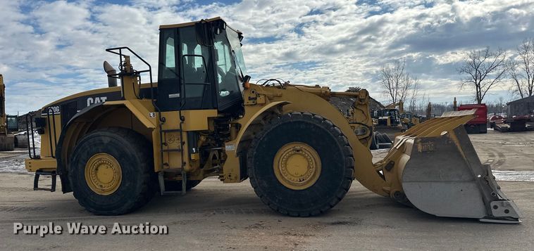 image for item FK1595 2001 Caterpillar 980G wheel loader