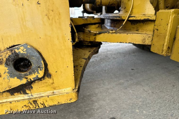 image for item FK1595 2001 Caterpillar 980G wheel loader