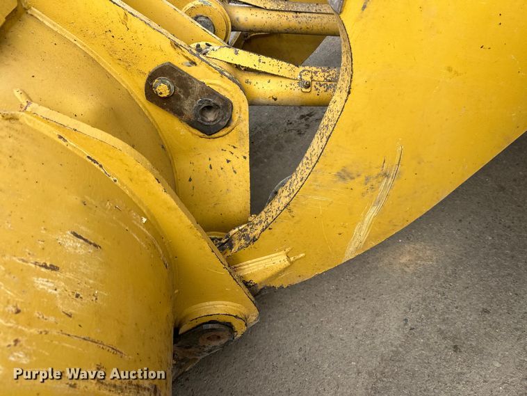 image for item FK1595 2001 Caterpillar 980G wheel loader