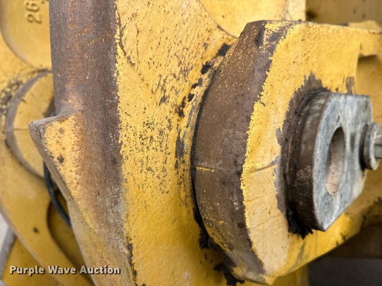 image for item FK1595 2001 Caterpillar 980G wheel loader