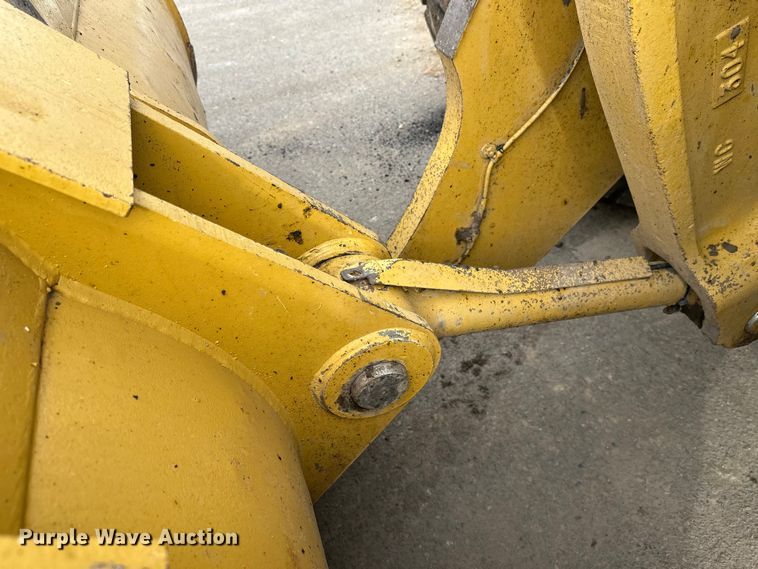 image for item FK1595 2001 Caterpillar 980G wheel loader