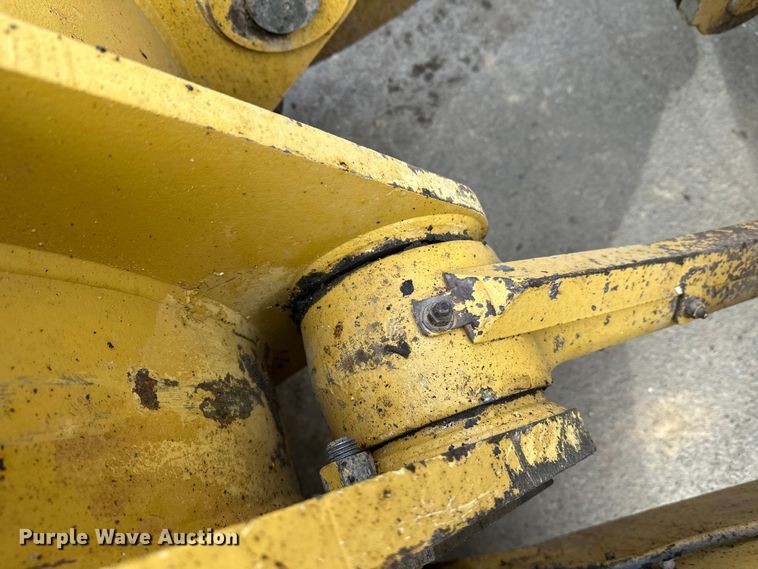 image for item FK1595 2001 Caterpillar 980G wheel loader