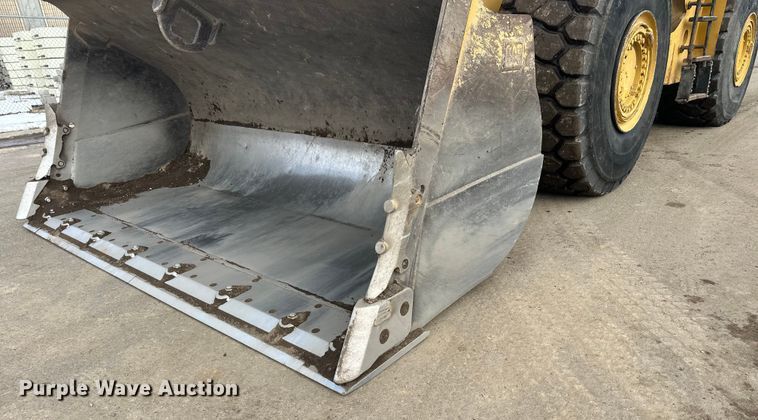 image for item FK1595 2001 Caterpillar 980G wheel loader