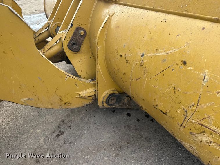 image for item FK1595 2001 Caterpillar 980G wheel loader