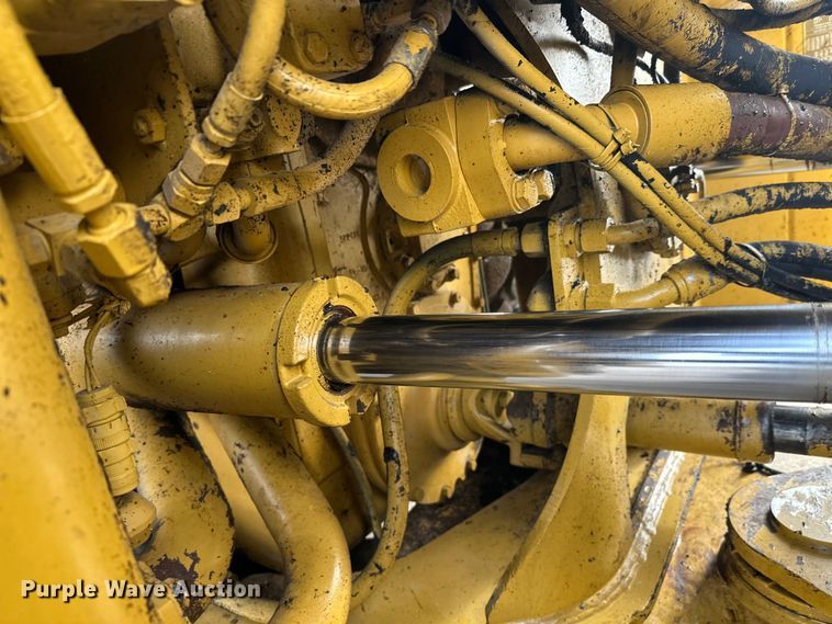 image for item FK1595 2001 Caterpillar 980G wheel loader