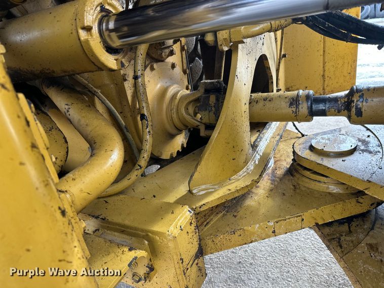 image for item FK1595 2001 Caterpillar 980G wheel loader