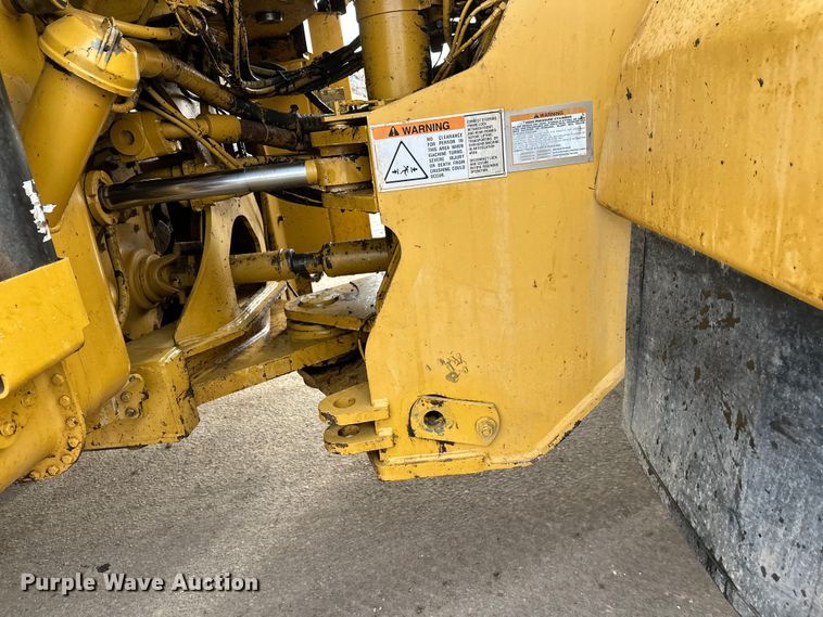 image for item FK1595 2001 Caterpillar 980G wheel loader