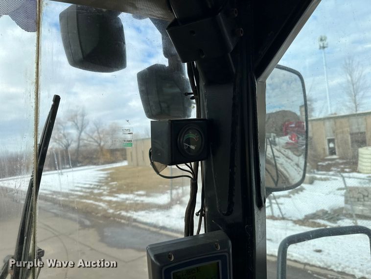 image for item FK1595 2001 Caterpillar 980G wheel loader