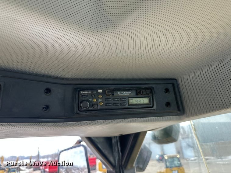 image for item FK1595 2001 Caterpillar 980G wheel loader