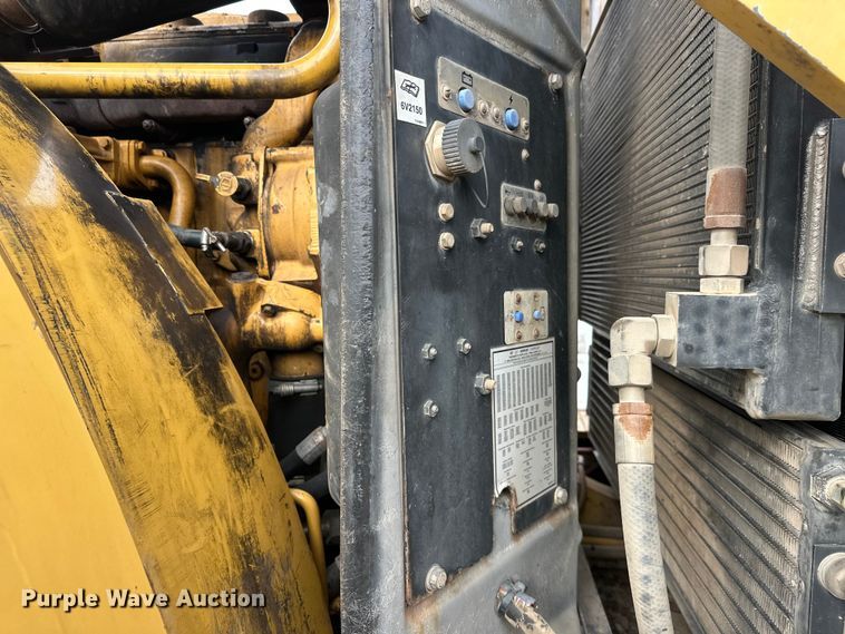 image for item FK1595 2001 Caterpillar 980G wheel loader