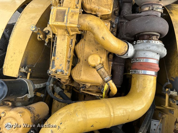 image for item FK1595 2001 Caterpillar 980G wheel loader