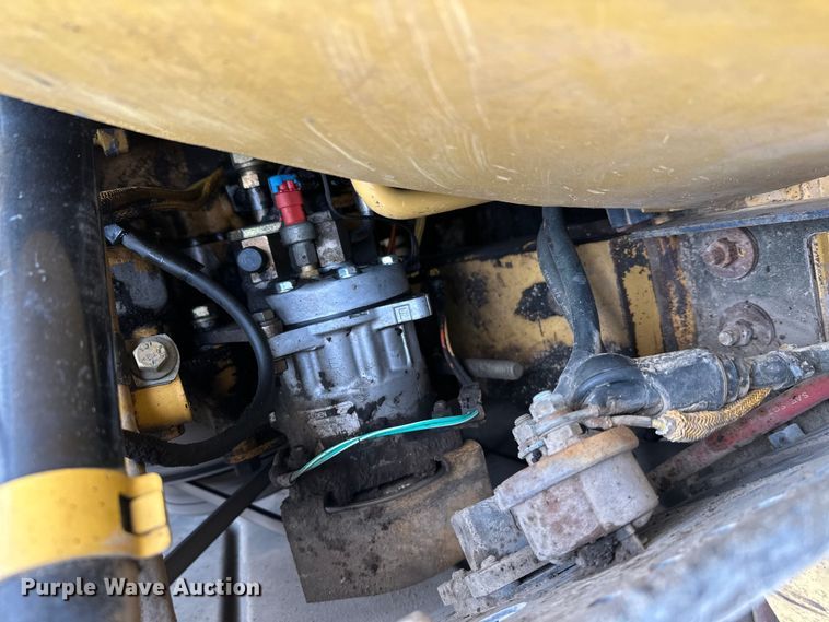 image for item FK1595 2001 Caterpillar 980G wheel loader