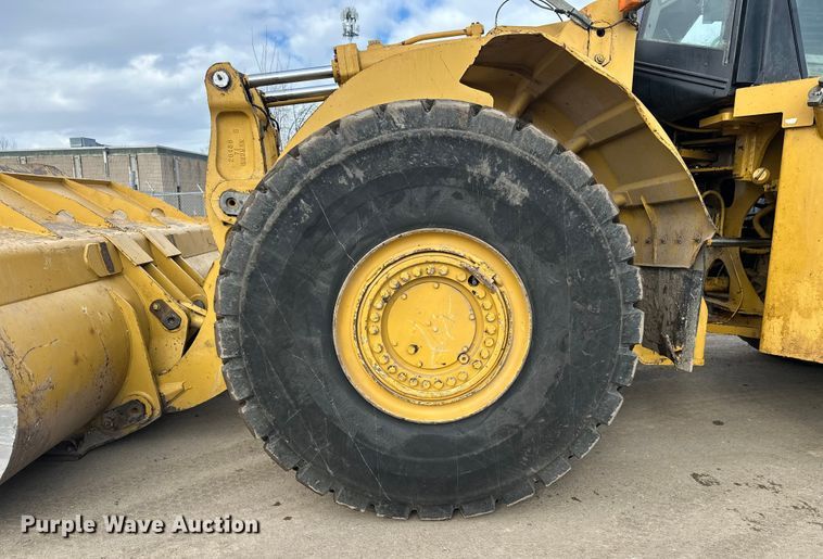 image for item FK1595 2001 Caterpillar 980G wheel loader