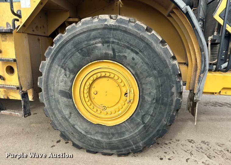 image for item FK1595 2001 Caterpillar 980G wheel loader