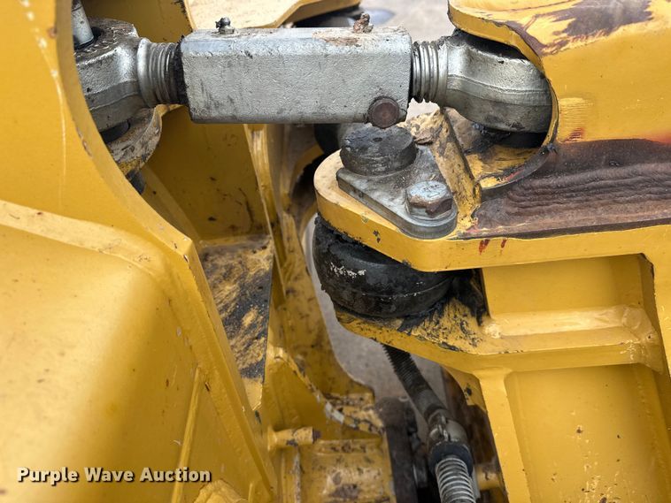 image for item FK1597 2016 Caterpillar D6K2 LGP dozer