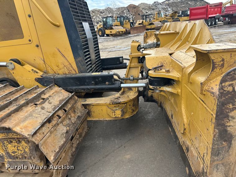 image for item FK1597 2016 Caterpillar D6K2 LGP dozer