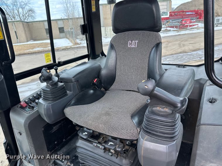 image for item FK1597 2016 Caterpillar D6K2 LGP dozer