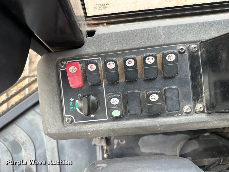 image for item FK1597 2016 Caterpillar D6K2 LGP dozer