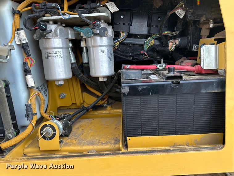 image for item FK1597 2016 Caterpillar D6K2 LGP dozer