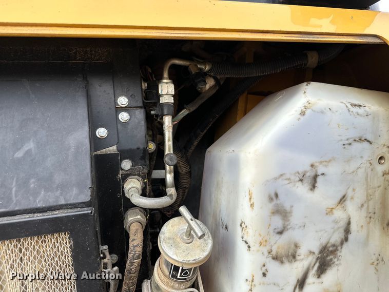 image for item FK1597 2016 Caterpillar D6K2 LGP dozer