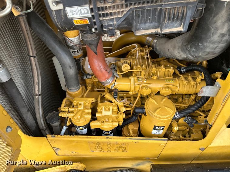 image for item FK1597 2016 Caterpillar D6K2 LGP dozer