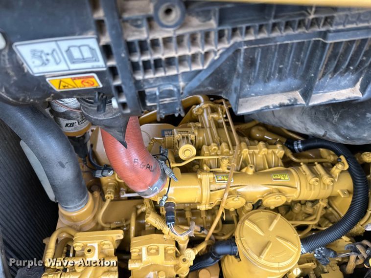 image for item FK1597 2016 Caterpillar D6K2 LGP dozer