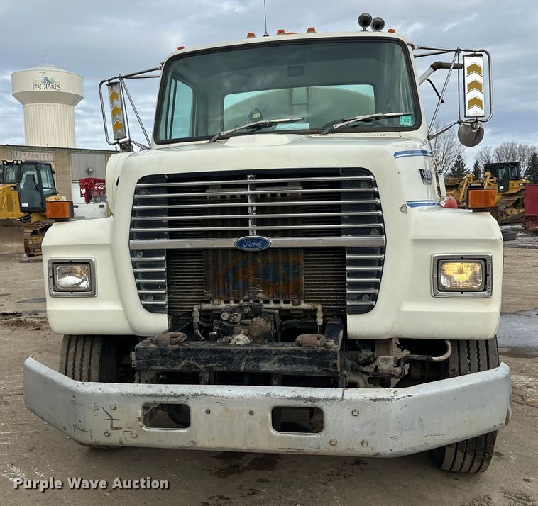image for item FK1598 1990 Ford LN8000 water truck