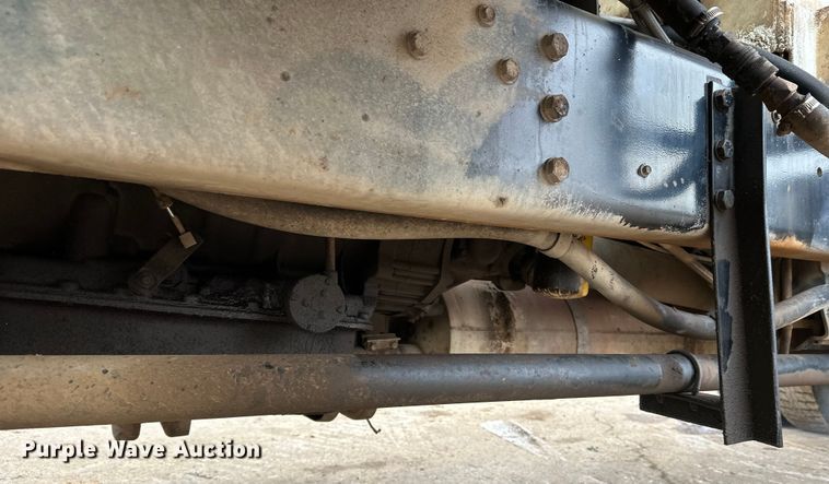 image for item FK1598 1990 Ford LN8000 water truck