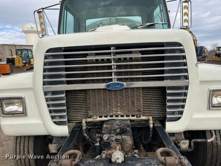 image for item FK1598 1990 Ford LN8000 water truck
