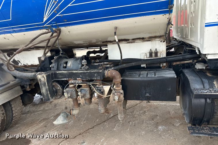 image for item FK1598 1990 Ford LN8000 water truck